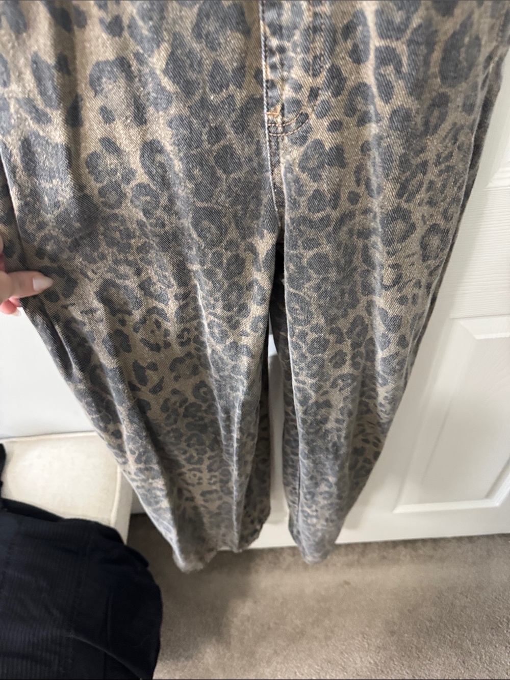 Leopard Print Overalls Jumpsuit - Taupe Gray - Picture 3 of 6